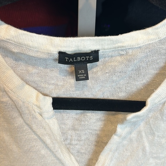 Talbots white v neck short sleeve sweater top size XS​ - Picture 2 of 3